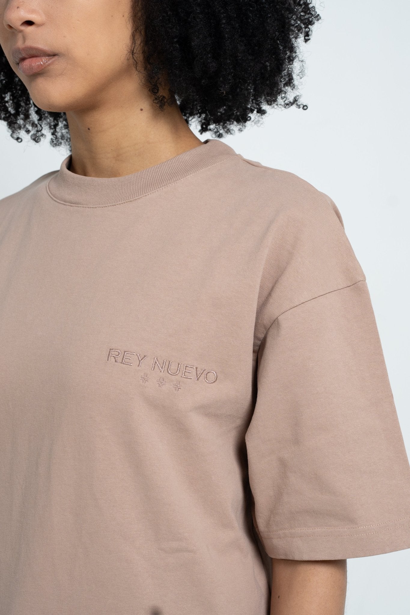 IMPERIAL T - SHIRT BEIGE - Rey Nuevo Clothing