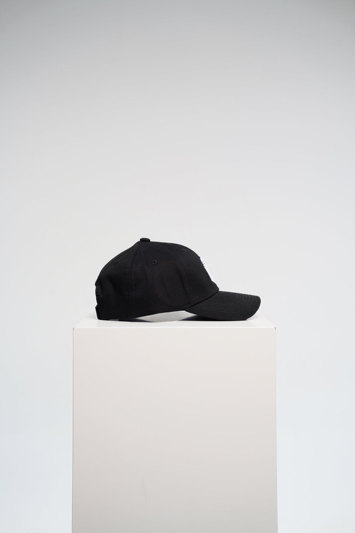 New King Cap - Rey Nuevo Clothing