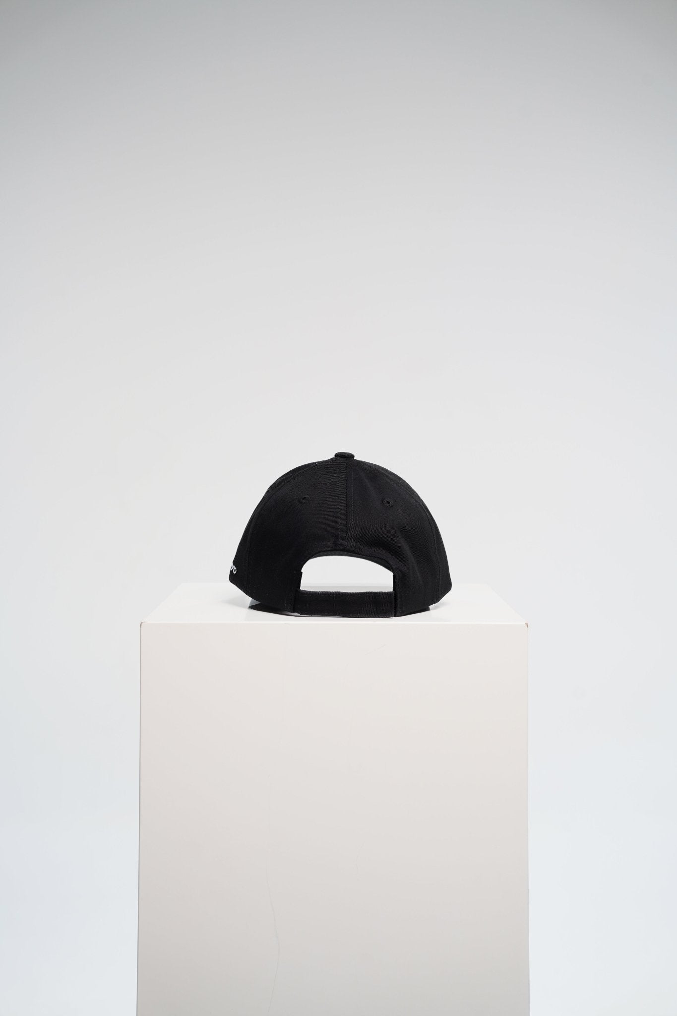 New King Cap - Rey Nuevo Clothing