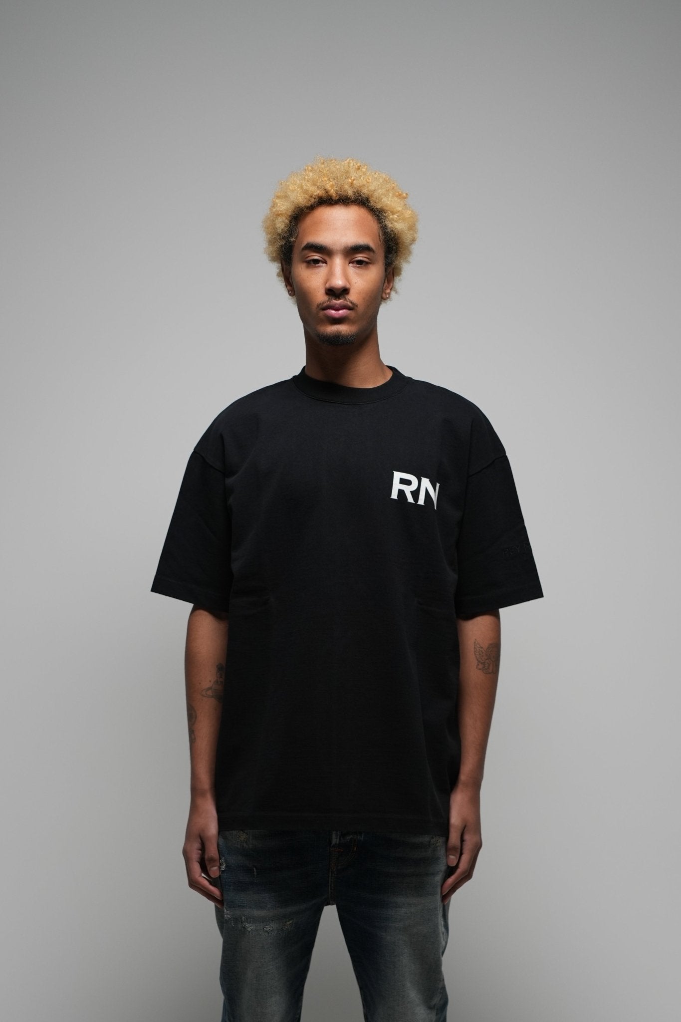 RN T - SHIRT BLACK - Rey Nuevo Clothing