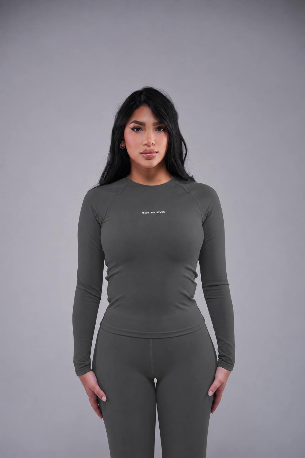 Essential Top (Gray) model