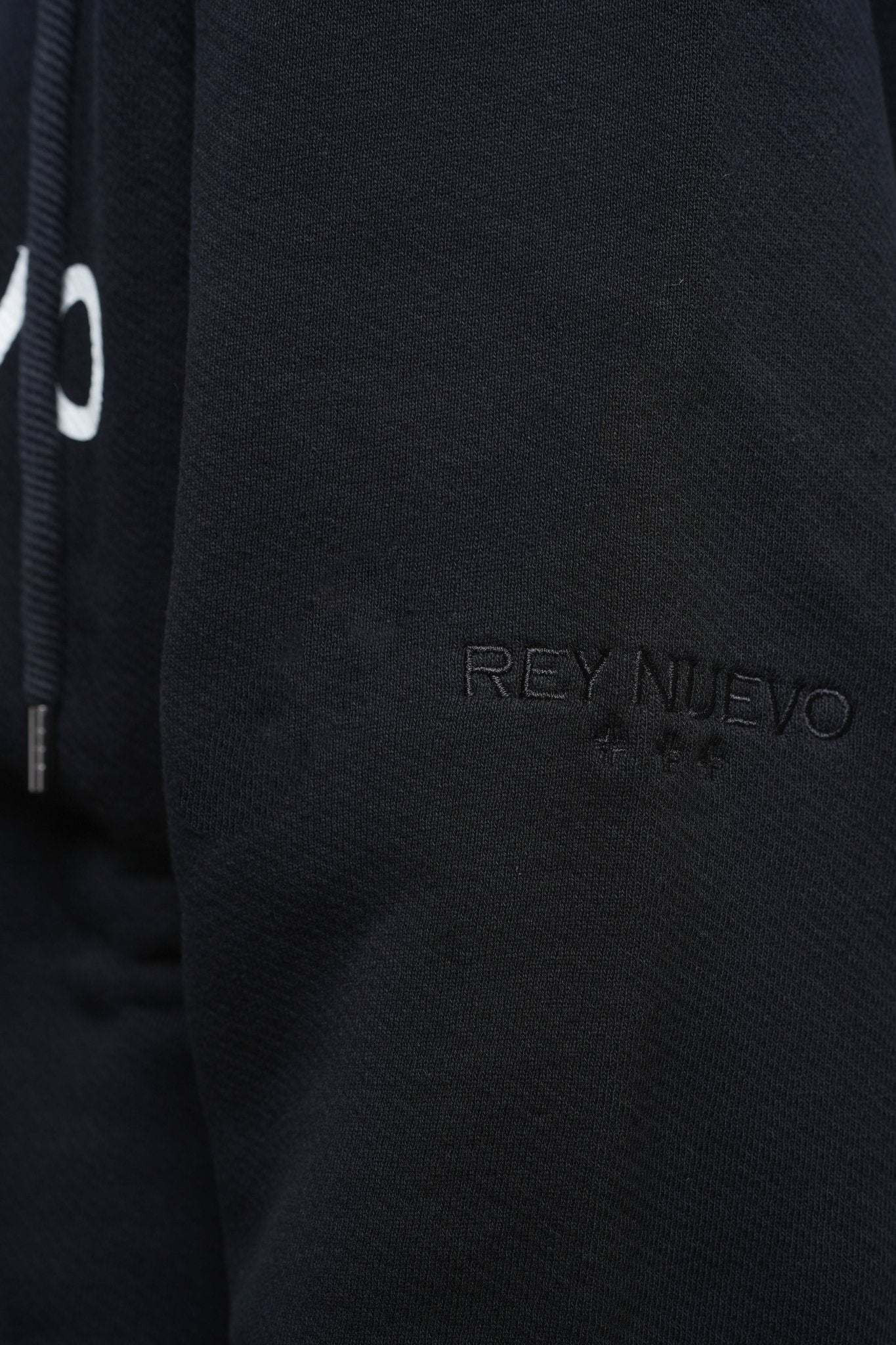 REYNUEVO BLACK ZIPPER HOODIE - Rey Nuevo Clothing